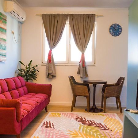 Bright Apartment Close To City Center Tirana Exterior foto