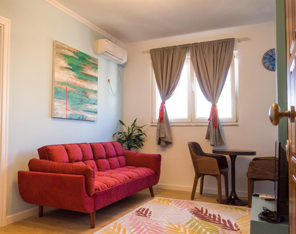 Bright Apartment Close To City Center Tirana Exterior foto